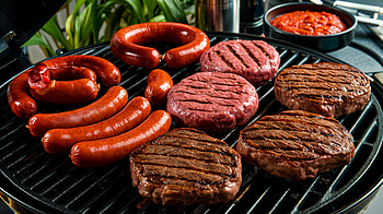 Delicious Barbecue Delight: Ultra, barbecue, food, burger, sausage HD wallpaper
