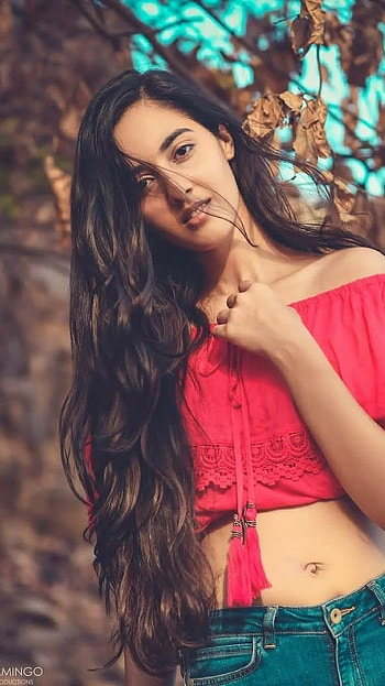 Simrat Kaur, Heroine HD phone wallpaper