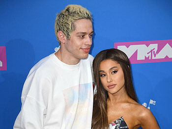 Pete Davidson, Ariana Grande, Celebrity couple, Love on display HD wallpaper