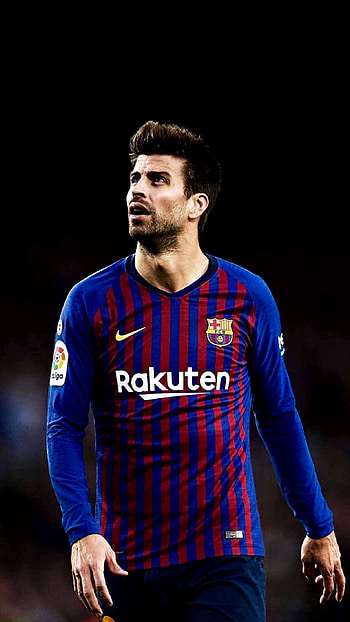 Gerard Pique, Football superstar, Skilled center-back, Notable career HD phone wallpaper
