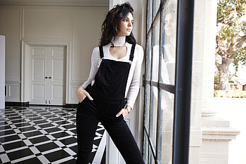Kendall Jenner PacSun Holiday Collection, kendall-jenner, celebrities, girls, model HD wallpaper