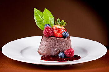 Delicious dessert, Creamy sweetness, Tempting treat, Indulgent delight HD wallpaper