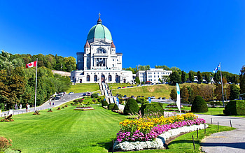 Cathedral in Canada, architecture, graphy, Canada, attractions in dreams, churches, ladder, temples, cathedral, love four seasons, lawn, religious, Montreal HD wallpaper
