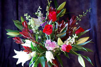 Flowers, Roses, Lilies, Bouquet, Vase, Composition HD wallpaper