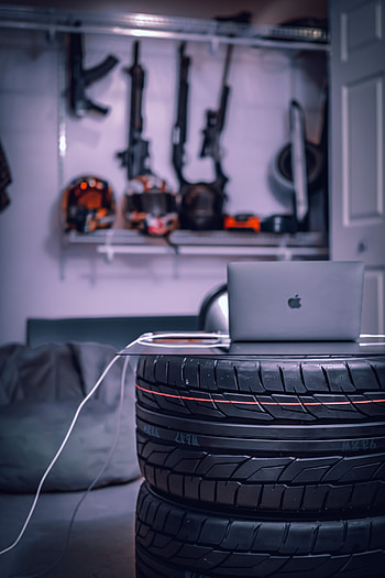 Dark love, tyres, guns, macbook HD phone wallpaper