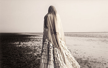 ღ Melancholy ღ, sea, white, melancholy, alone, woman HD wallpaper