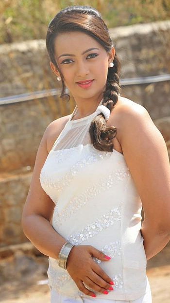 Ester Noranha, White Dress HD phone wallpaper