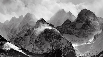 fantastic winter mountainscape, winter, black and white, peaks, clouds, mountains HD wallpaper
