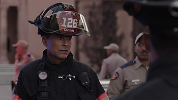 9-1-1: Lone Star, Motorola radio, Communication gear, Rescuing lives HD wallpaper
