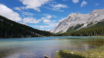 Kananaskis, Alberta, clouds, sky, canada, water, rocks, mountains, stones HD wallpaper