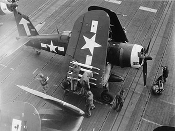 Vought Corsair, carrier, ww2, navy, bunker hill, rocket, war, vought, corsair, uss HD wallpaper