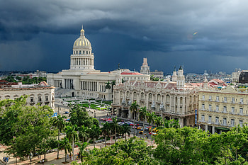 Architectural beauty, Havana skyline, Cityscape graphy, Cloudy backdrop HD wallpaper