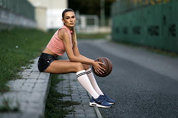 Wanna Play Hoops with Me?, basketball, model, blonde, shorts HD wallpaper