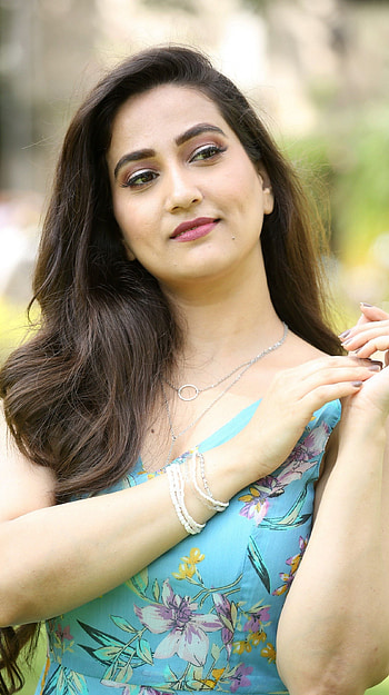 Manjusha, telugu actress, model, anchor HD phone wallpaper