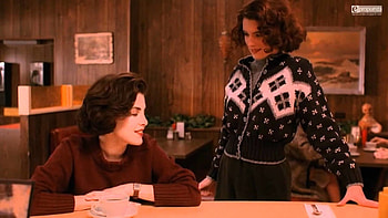 Audrey Horne (Sherilyn Fenn) Twin Peaks VersiÃ³n espaÃ±ola - Spanish version - YouTube HD wallpaper