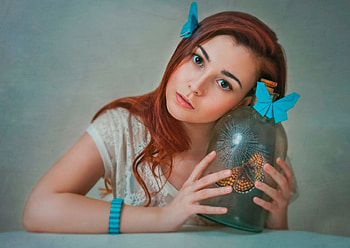 Girl with butterflies, butterflies, jar, gorgeous, faces, girl, hair HD wallpaper
