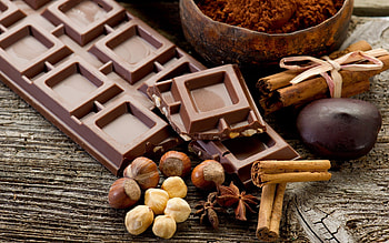 Chocolate , Irresistible allure, Indulgent treat, Decadent and satisfying HD wallpaper