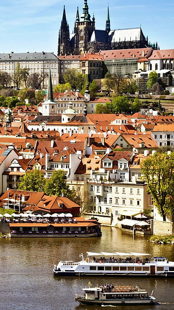 Prague Castle, Stunning , Posted by Samantha Mercado HD phone wallpaper