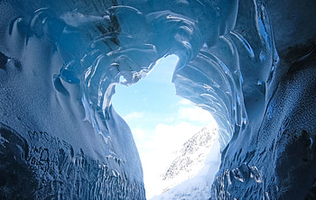 Ice Cave, cave, nature, ice, cold, snow, winter, frozen, glacier, crystal, ze HD wallpaper