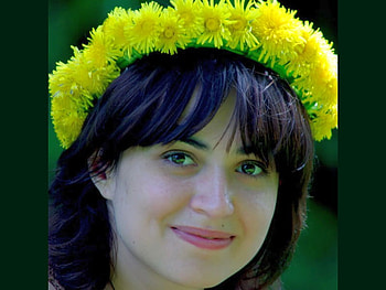 Flowers Girl, cute, girl, flowers HD wallpaper