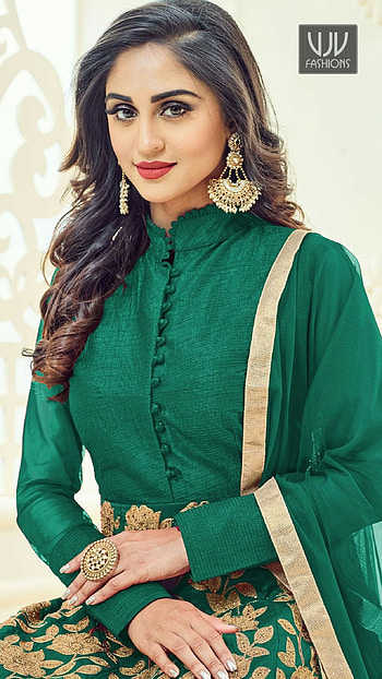Krystle Dsouza, Beautiful Krystle HD phone wallpaper