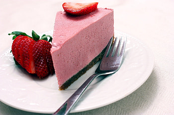 Food, Strawberry, Desert, Cake, Air HD wallpaper