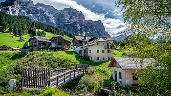 Alta Badia, South Tyrol, Italy, creek, dolomites, village, landscape, bridge, mountains HD wallpaper