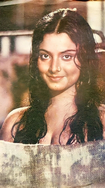 Rekha, bollywood actress, vintage HD phone wallpaper