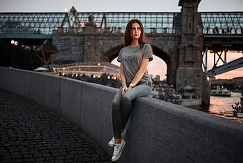 Girl Bridge Depth Of Field , girls, model, depth-of-field HD wallpaper