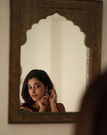 Priyanka arul Mohan, art, chin, Priyanka_arul_mohan HD phone wallpaper