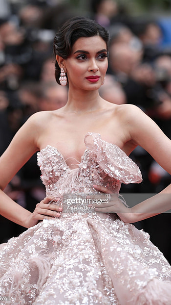 Diana Penty, Heroine HD phone wallpaper
