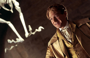 Kenneth Branagh, Charming smile, Witch Weekly feature, Captivating HD wallpaper