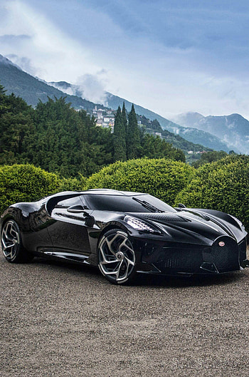 Bugatti La Voiture Noire, perfection, Automotive excellence, Captivating ry HD phone wallpaper
