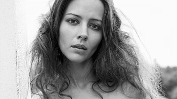 Amy Acker Hairs, amy-acker, celebrities, girls, monochrome, black-and-white HD wallpaper