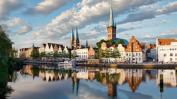 Old town and River Trave at Lubeck, Schleswig-Holstein, Germany, reflection, river, Lübeck, man made, town HD wallpaper