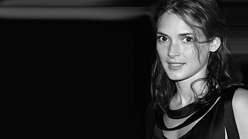 Winona Ryder, Movie roles, Iconic actress, Celebrity HD wallpaper