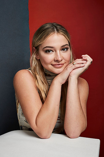 Madelyn cline, flash graphy, lip HD phone wallpaper