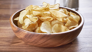 Chips, Salty, Crispy, Snack HD wallpaper