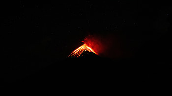 Minimal, peak on fire, Volcano HD wallpaper