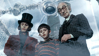 Charlie and the Chocolate Factory (2022) movie HD wallpaper