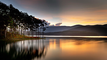 Reflection Of Trees On Body Of Water, mountains, mountain, sky, sea, ocean, lake, trees, tree, nature HD wallpaper