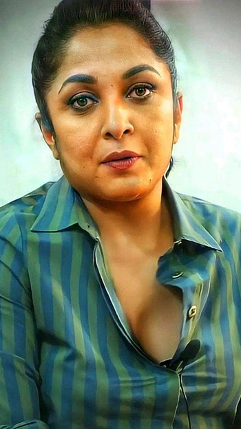 Ramya Krishnan, telugu actress, senior HD phone wallpaper