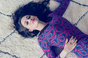 Kat Dennings , Chromebook Pixel HD wallpaper