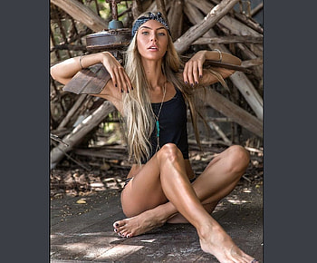 Anjelica Ebbi, black top, long pendant, bikini pants, broken wheel, blonde, bare feet, head scarf HD wallpaper
