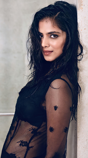 Malavika mohanan, tamil actress HD phone wallpaper