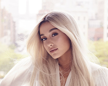 Ariana Grande, famous and beautiful, singer HD wallpaper