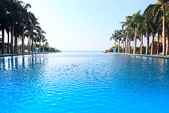 26 Creative Swimming Pools HD wallpaper