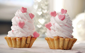 Whipped cream delight, Fluffy and creamy, Tempting topping, Indulgent delight HD wallpaper