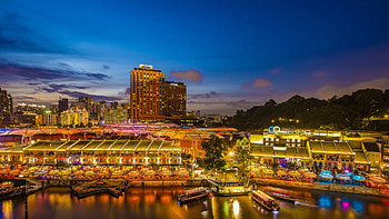 wonderful riverfront restaurants in singapore, river, umbrellas, restaurants, city, lights, dusk HD wallpaper
