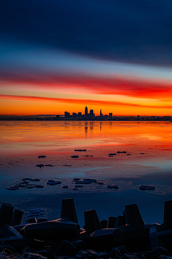 Sunset, Twilight, City, Building, Lake, Shore, Bank, Dark, Dusk HD phone wallpaper